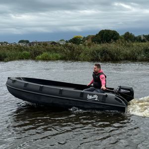 Offenes Boot / Außenborder