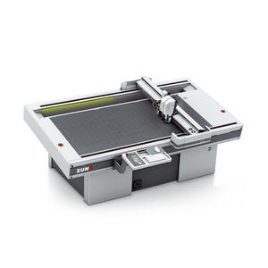 CNC-Schneidetisch 1