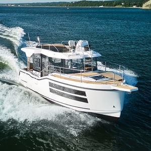 Innenborder-Trawler