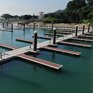 Schwimmponton 1