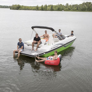 Deck-Boat / Innenborder