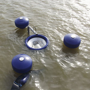 Ölskimmer mit Wehr