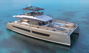 Motor-Katamarane Motoryacht / Fahrten / Flybridge / 4 Kabinen