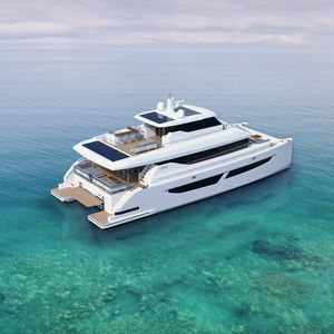 Katamaran-Motoryacht