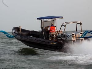 Außenborder-Schlauchboot