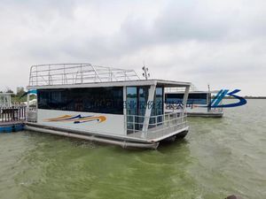 Katamaran-Hausboot