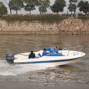Offenes Boot / Außenborder 1