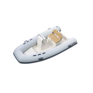 Außenborder-Schlauchboot
