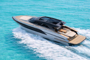 Motoryacht für Kreuzfahrten