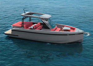 Cabin-Cruiser / Innenborder