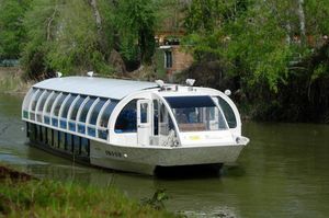 Ausflugsboot Berufsschiff 1