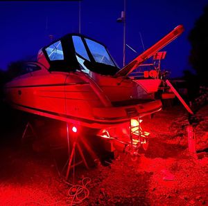 Unterwasserbeleuchtung für Boot