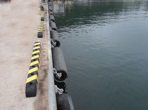 Fender für Hafen 1