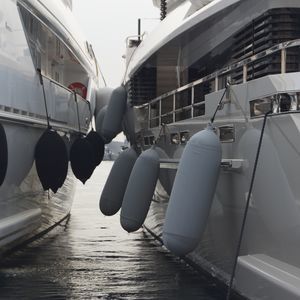 Fender für Yacht