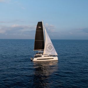 Katamaran-Segelyacht 1