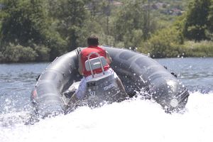 Taucherbasisboot Berufsschiff
