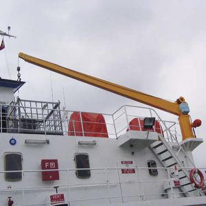 Kran mit Ausleger / für Schiffe / Deck