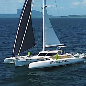 Trimaran-Segelyacht