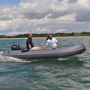 Außenborder-Schlauchboot