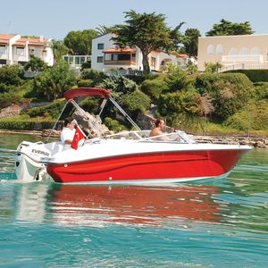 Außenbord-Runabout / Bowrider / Sport / max. 6 Personen