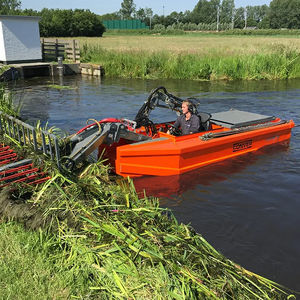 Mähboot Berufsschiff 1