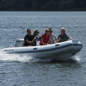 Außenborder-Schlauchboot 1