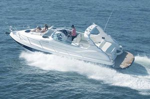 Express Cruiser / Innenborder / Open / Sport