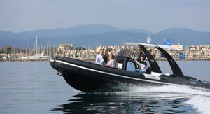 Außenborder-Schlauchboot 1