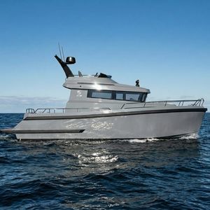 Express-Cruiser / Innenborder 1