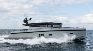 Motoryacht für Kreuzfahrten 1