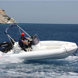 Außenborder-Schlauchboot