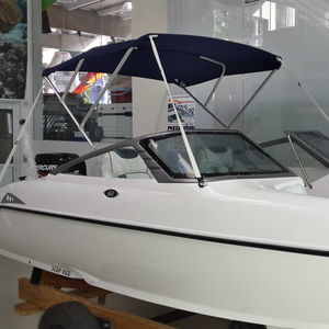 Bimini-Top für Boot