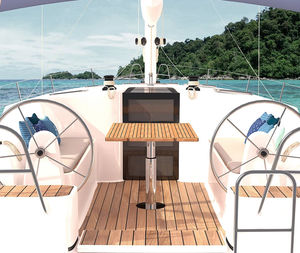 Tisch für Boot