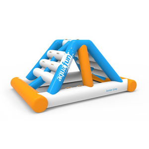 Kletterwand Wasserspielgerät