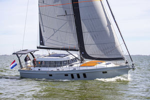 Segelyacht für Kreuzfahrten