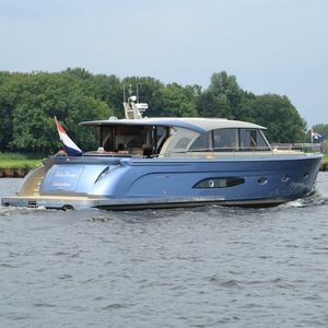 Motoryacht für Kreuzfahrten