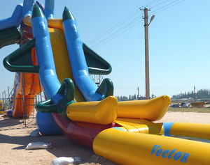 Rutschbahn-Wasserspielgerät