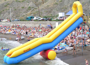 Rutschbahn-Wasserspielgerät