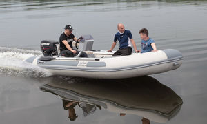 Außenborder-Schlauchboot