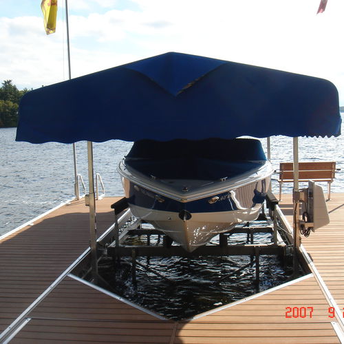 Bootslift - Cantilever - R & J Machine - stegmontiert / Aluminium