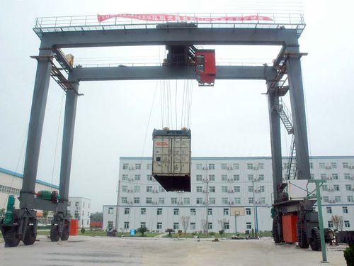 Containerkran - Rubber-Tyred  - Henan Haitai Ship Crane Co., Ltd.