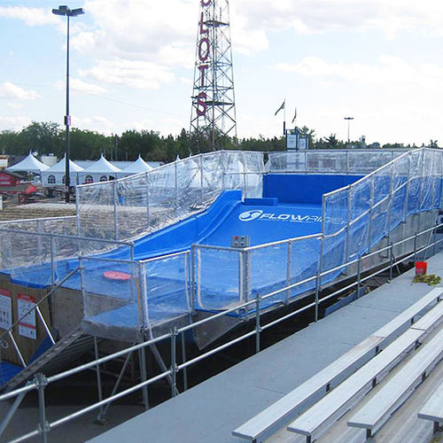 Wellenbecken - FlowRider® Mobile - Wave Loch