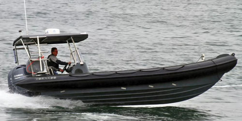 Außenborder-Schlauchboot - 7.5M  - Tornado Boats International ApS - halbstarr / Open / mit Mittelkonsole