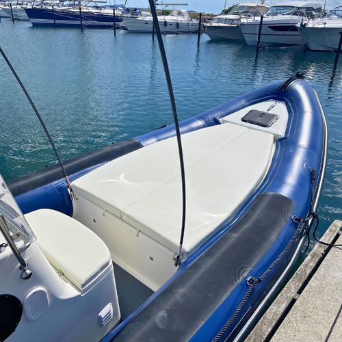 Lagerschrank für Schlauchboot - Tornado Boats International ApS - Bug / maßgefertigt
