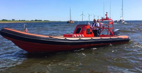 Patrouillenboot Berufsschiff - 8.5M - Tornado Boats International ApS - Rettungsboot / Außenborder / RIB