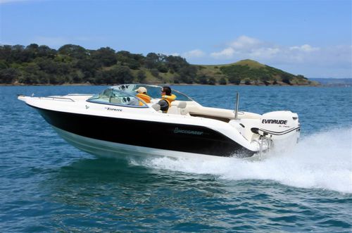 Außenborder-Runabout - 565 ESPRITE XL - Buccaneer - Bowrider / mit Doppelkonsole / Wakeboard