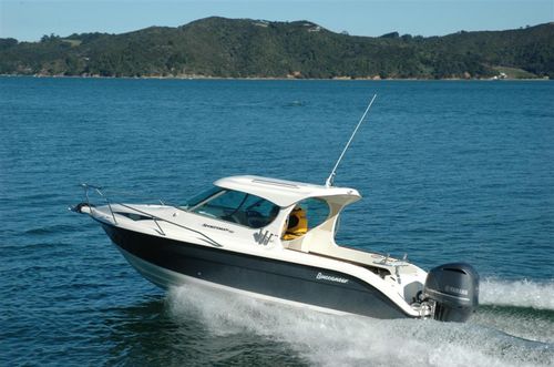 Cabin-Cruiser / Außenborder - 735 EXESS XL - Buccaneer - Hardtop / mit geschlossenem Cockpit / Sportfischer