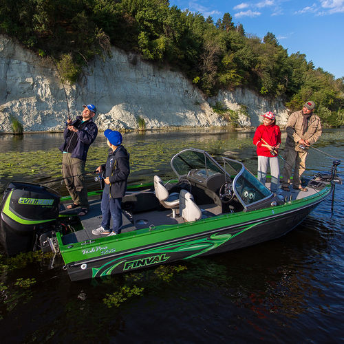 Bass-Boat / Außenborder - 555 FISHPRO - BoatLab LLC - mit Doppelkonsole / Sportfischer / Aluminium