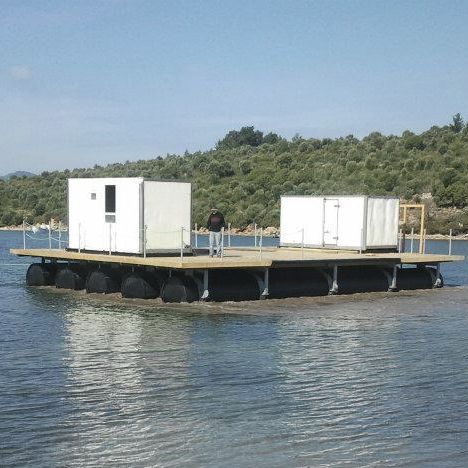 Schwimmende Plattform - akuakare - für Aquakultur