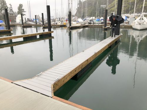 Pfahlmontierter Ausleger - WVYC - International Marine Floatation Systems, Inc. (IMFS)